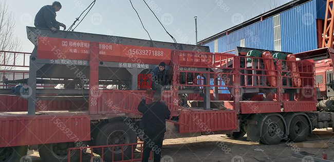 廣西1516型滾軸篩客戶(hù)現(xiàn)場(chǎng)