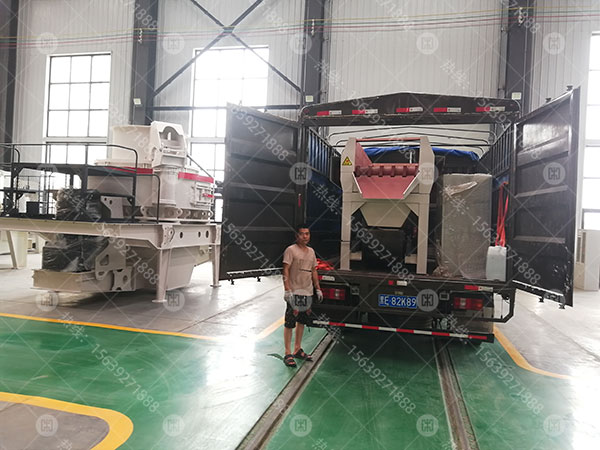 云南多級聯動滾軸篩客戶現場