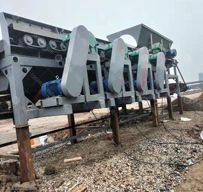 1560黏土泥石分離機(jī)生產(chǎn)現(xiàn)場(chǎng)